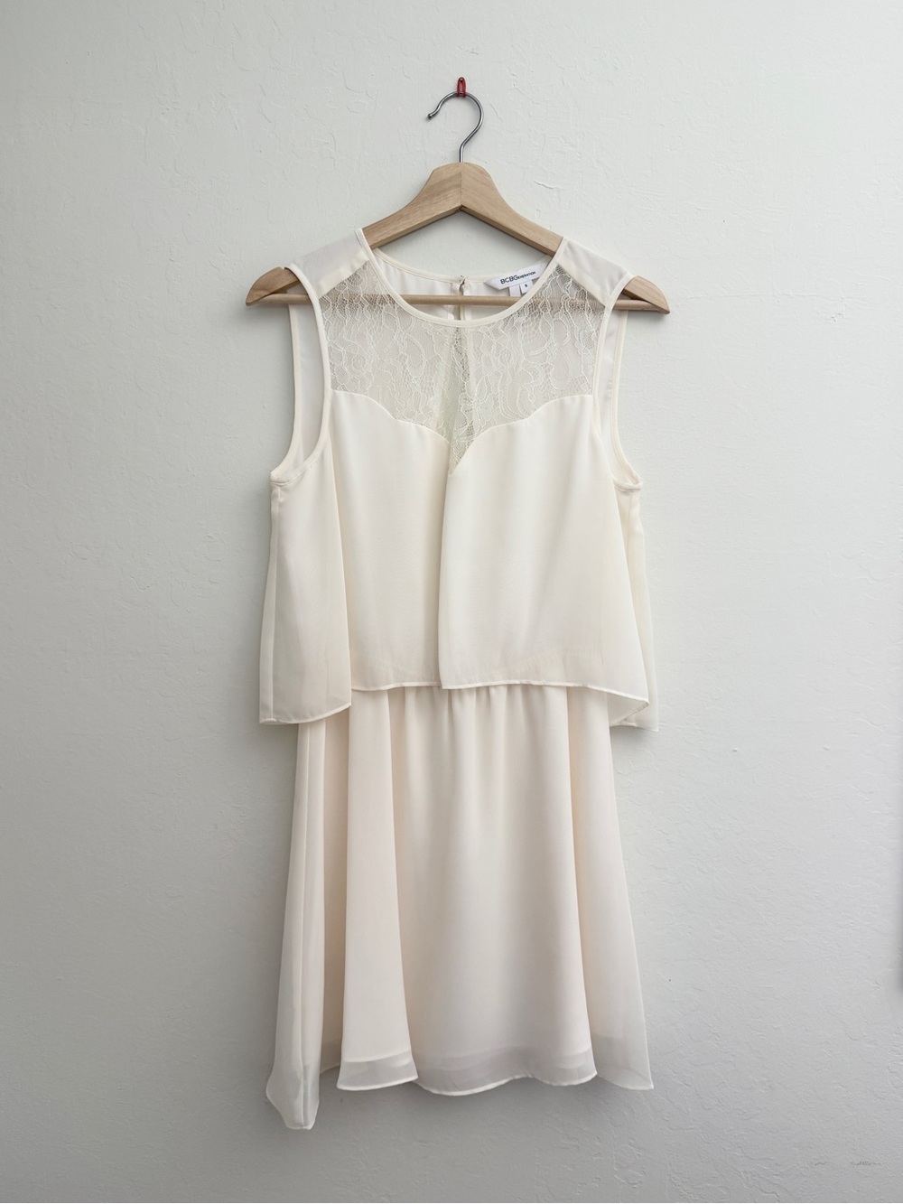 BCBGeneration Ivory Lace Chiffon Sleeveless Dress